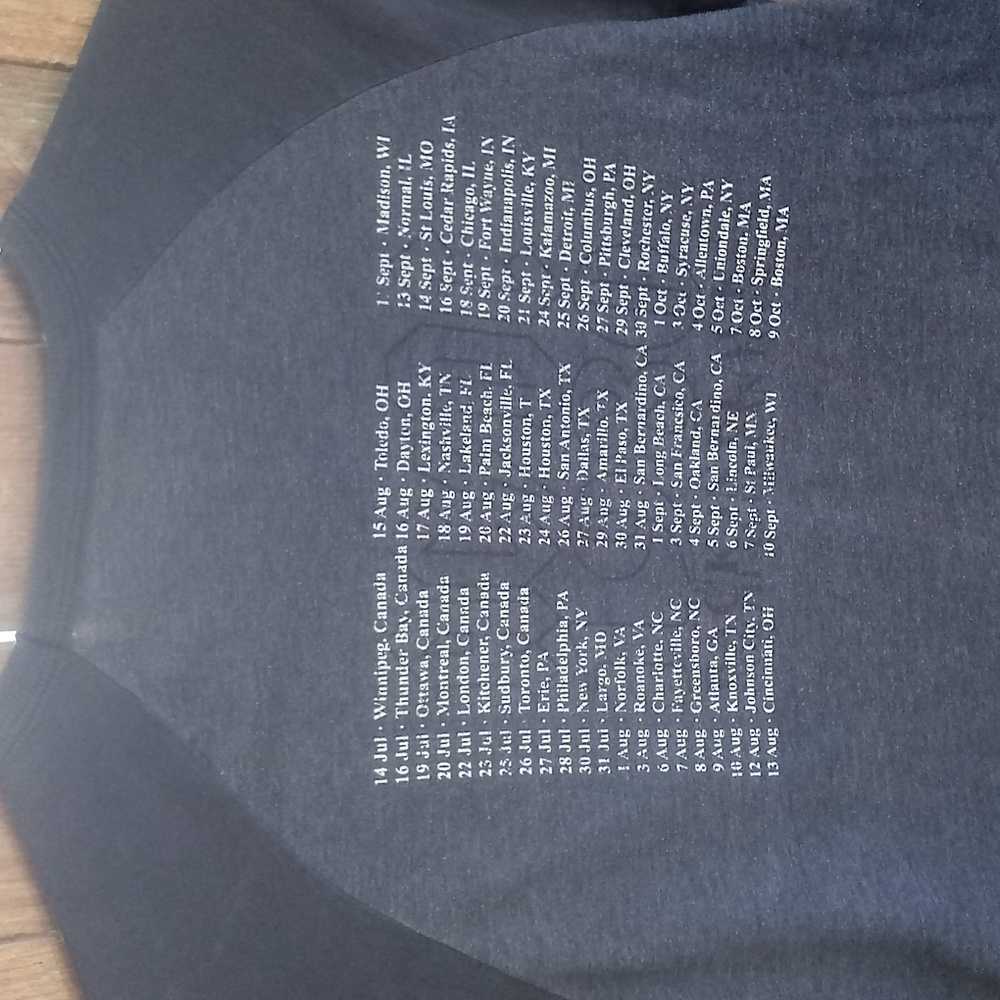 ACDC Tee Shirt Woman's Large - Picture 4 of 4